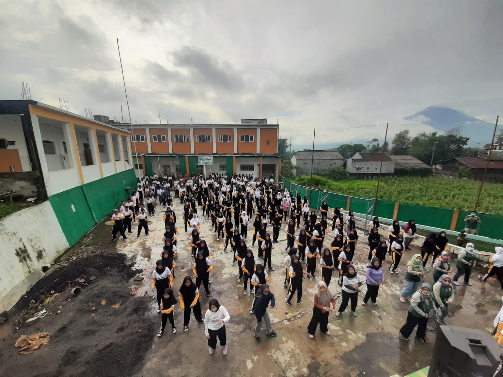 Gerakan Nasional Aksi Bergizi 