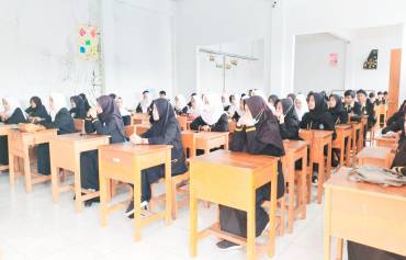 Pengarahan Kelulusan kelas XII