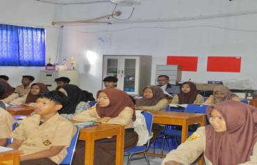 Surpervisi Guru SMK Al-Madani Garut