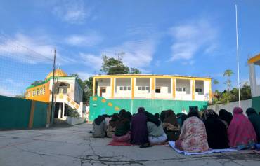 MENUMBUHKAN KARAKTER DAN MENTAL SISWA LEWAT SHALAT DHUHA BERSAMA