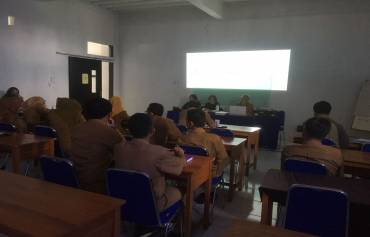 Rapat Teknis Pengisian Buku Induk SMK Al-Madani Garut